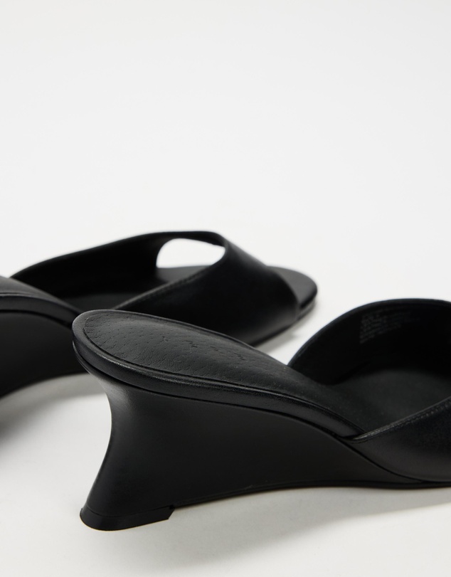 AERE - Esme Leather Sculptural Wedges - Women's