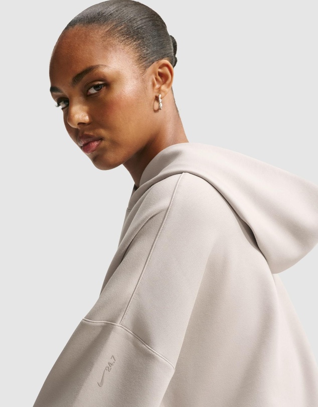 Nike - 24.7 ImpossiblySoft Pullover Hoodie