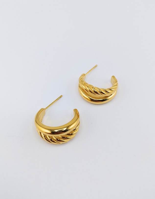Izoa - Deux Hoop Earrings