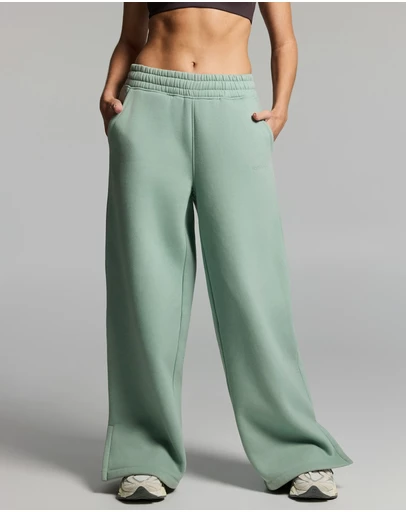 Rockwear - Luxe Fleece Wide Leg Pants