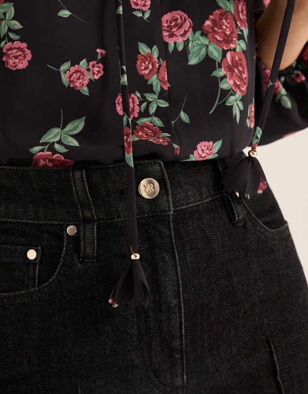 Review - Cameo Blouse