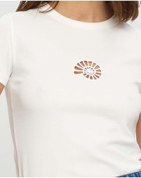 KIVARI - Sephina Tee
