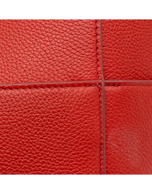 Pre-Loved by Azura Reborn - Pre-Loved Medium Leather Seau Sangle Bucket Bag