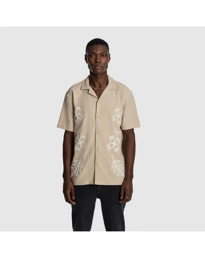 yd. - Kai Embroidered Short Sleeve Shirt