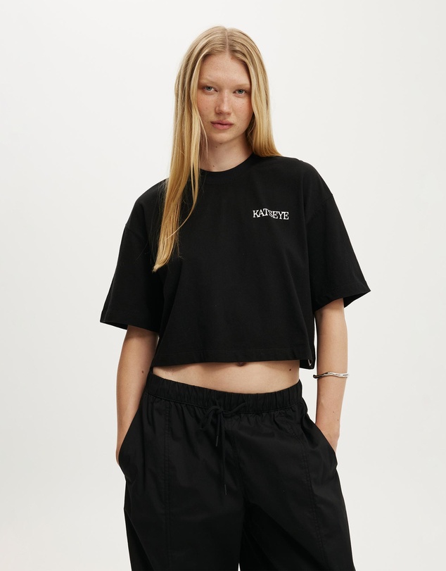 Cotton On - Lcn Cropped Boxy Graphic Tee