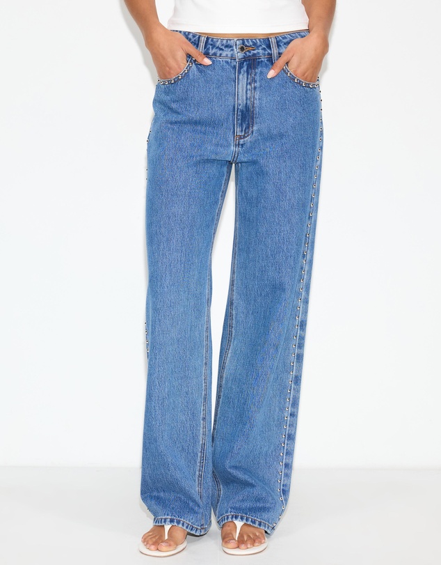 Dazie - Nights Out Studded Mid Rise Straight Leg Jeans