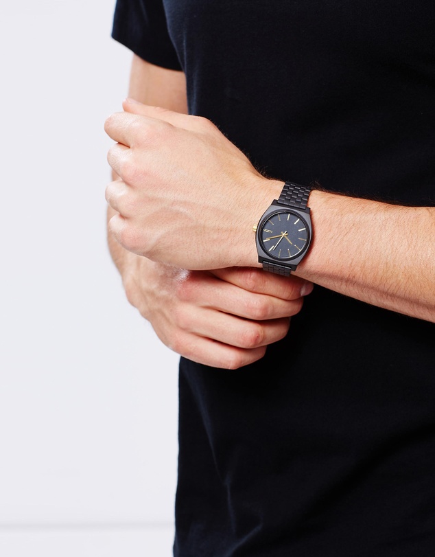 Nixon - Time Teller