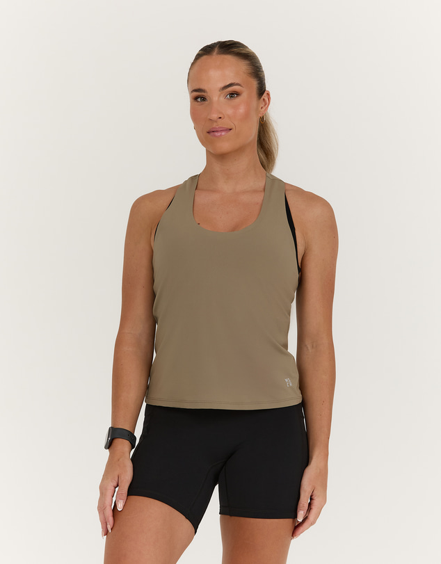 Muscle Republic - Aspire Longline Tank