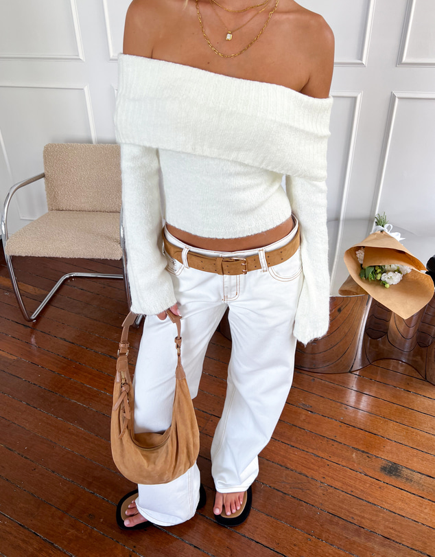 Beginning Boutique - Clara Star White Denim Low Rise Jeans