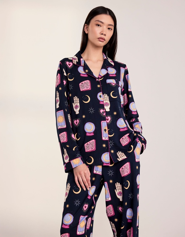 Chelsea Peers - Tarrow Card Long Pyjama Set