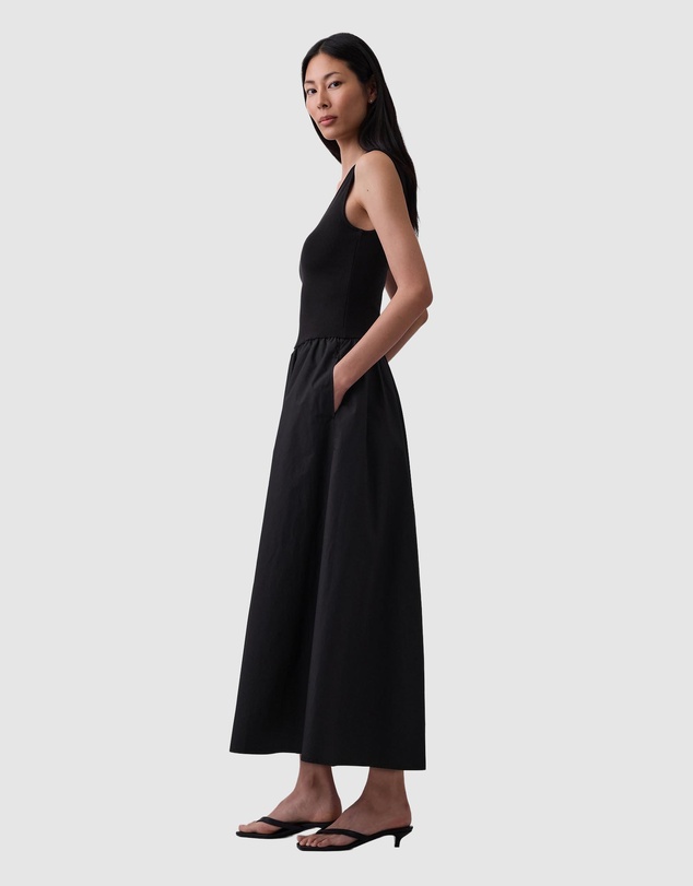 GAP - Sleeveless V-Neck Drop Waist Mixed Media Maxi Dress