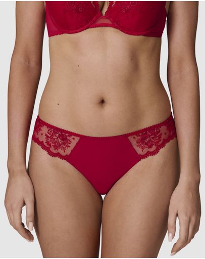 Opera Red