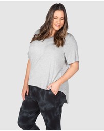 Love Your Wardrobe - Kelly Dipped Hem T-shirt
