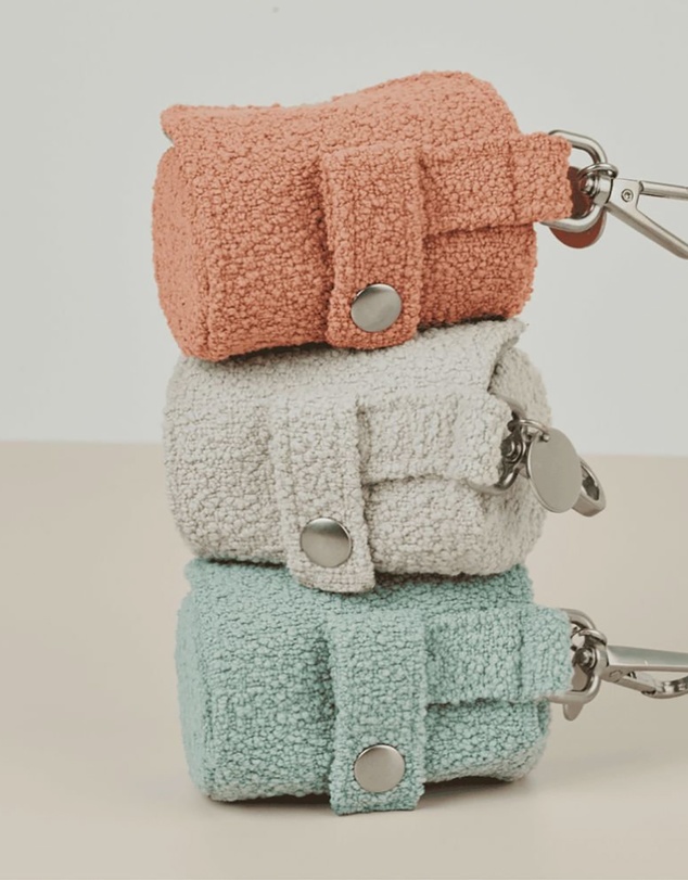 Lilly + Dash - Boucle Dog Poop Bag Holder