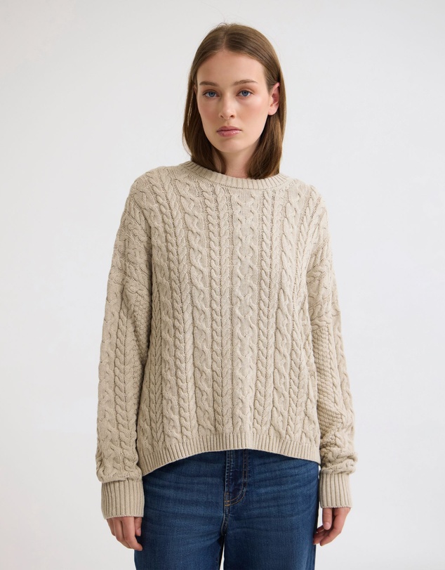 Oxford - Evie Cable Knit Crew Neck