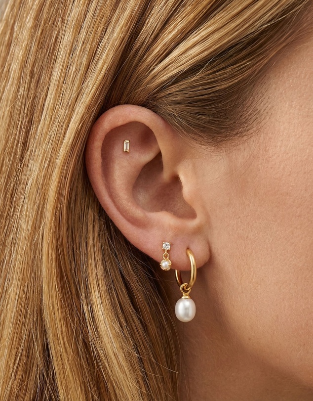 HOUSE OF SLANI - Gold Dangle Pearl Hoops
