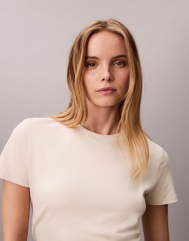 Calvin Klein - Supima Cotton Emblem Logo Baby Tee