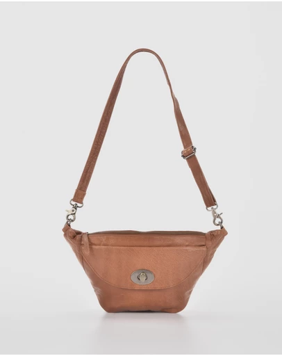 Cobb & Co - Dickson Leather Crossbody Bag
