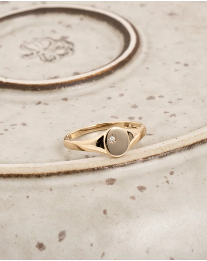 Luna Rae - Solid Gold - Rhia Diamond Signet Ring