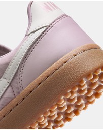 Nike - Field General - Women's