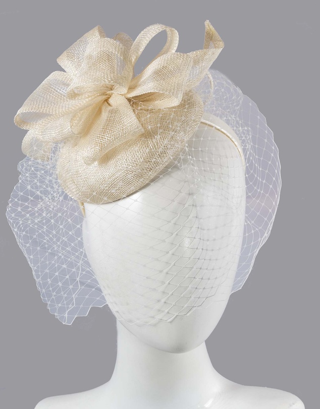 Max Alexander - Sinamay Cream Veil Fascinator