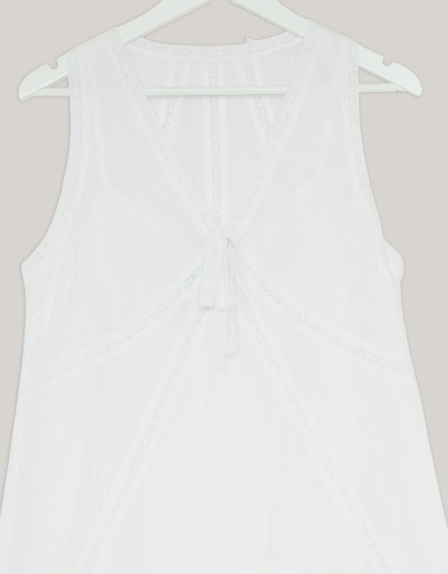 Revibe - Repaired Minima Esenciales Orsa Cotton Lace Midi Dress - AU 10