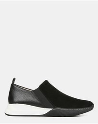 Naturalizer - Untold Slip-On Sneaker - Black