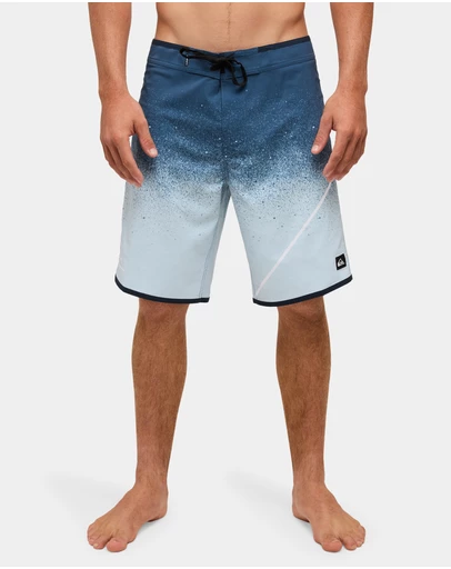 Quiksilver - Mens Surfsilk New Wave 20