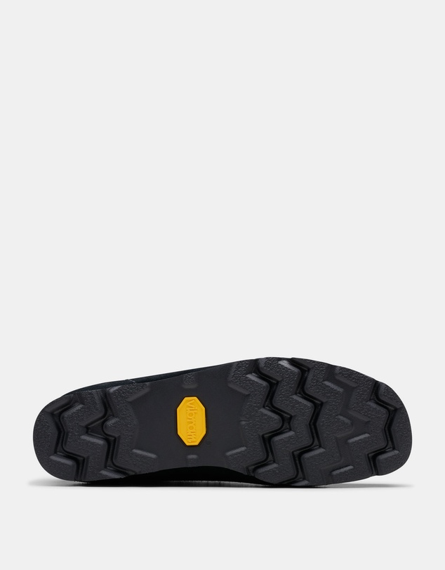 Clarks Originals - Wallabee GTX (M) Black Suede
