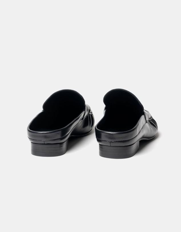 La Tribe - Naomi Mules