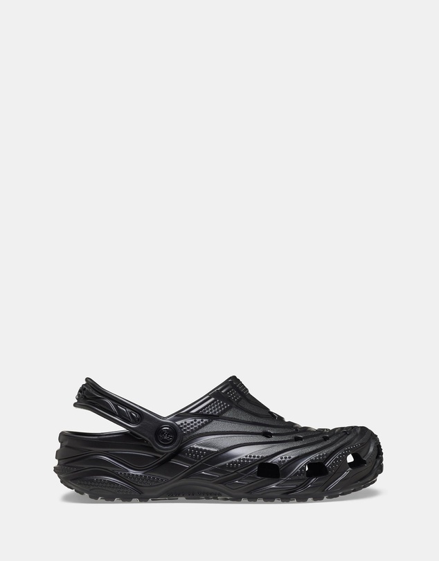 Crocs - Classic Erosion Clogs - Unisex
