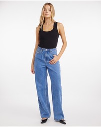 Dazie - Cool Girl Pleat Denim Jeans