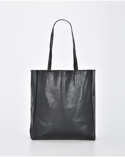 Cobb & Co - Venus Patent Leather Tote