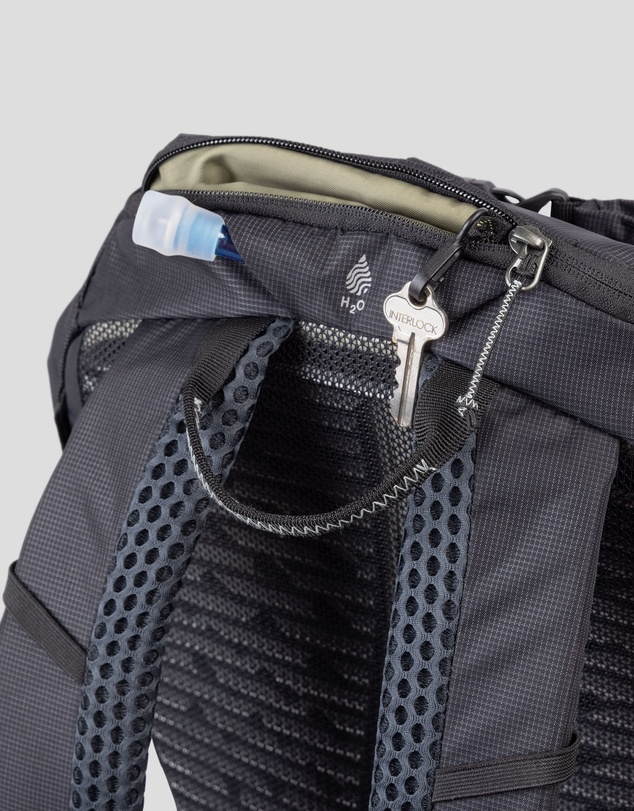 Kathmandu - The Trailhead Pack - Customisable 20L
