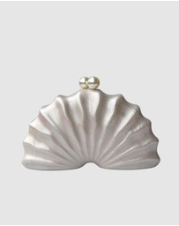 Izoa - Serena Shell Clutch