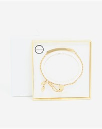 Lovisa - Waterproof Gold Plated Stainless Steel Twist Engravable Bar Toggle Bracelet