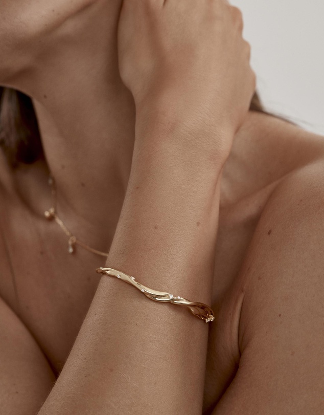 By Charlotte - Dancing Tides Cuff