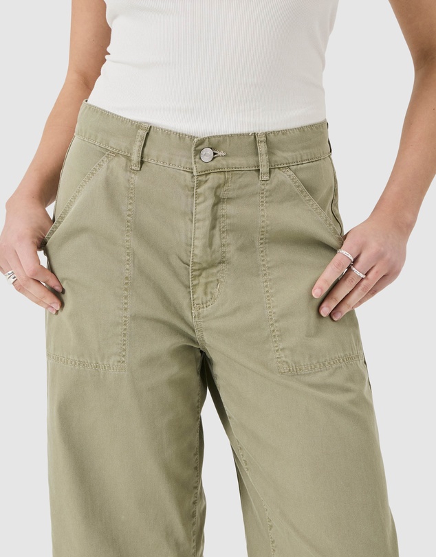 Rolla's - Gigi Barrel Drill Jean - Summer Olive