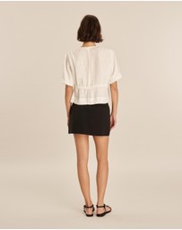 AERE - Linen Gathered Tie Front Top