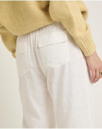 Subtitled - Lenny Linen Patch Pocket Pants