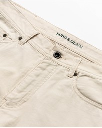 Rodd & Gunn - Gunn Straight Fit Jean Long Leg