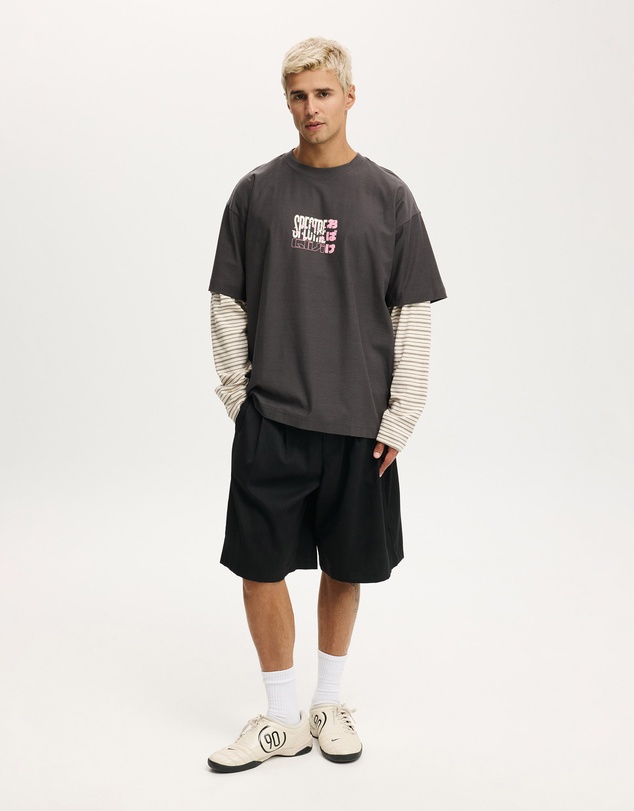 Cotton On - Box Fit Graphic T-Shirt