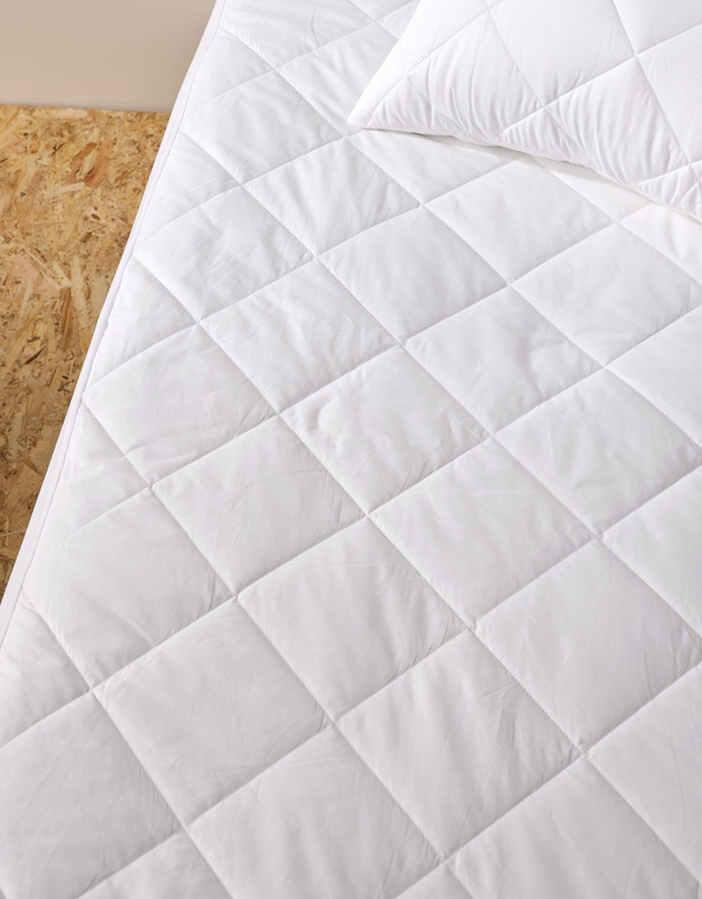 Linen House - Bamboo Mattress Protector