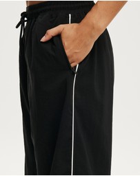 Cotton On Body Active - Baggy Woven Sweatpant