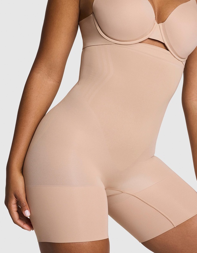 Spanx - High Waist Mid Thigh Shorts