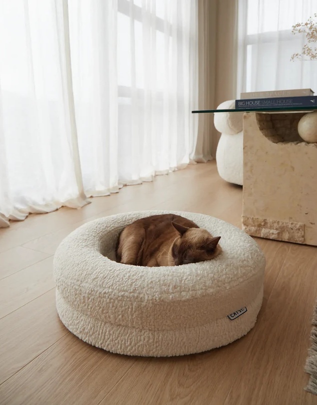 Cat St. - The Bungalow Bed
