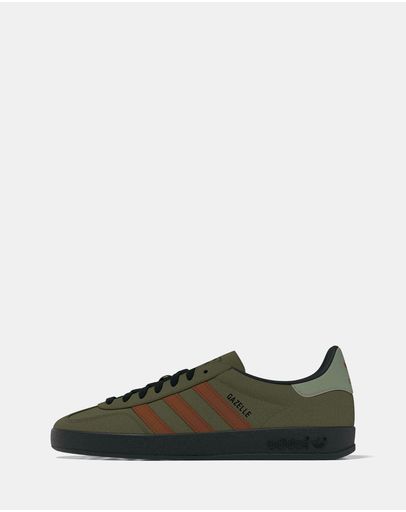 Wild Pine, Dusky Bronze & Core Black
