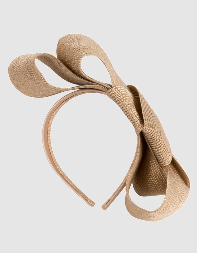 Max Alexander - Natural Bow Racing Fascinator