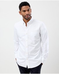 Wayver - The Button-Down Oxford Shirt