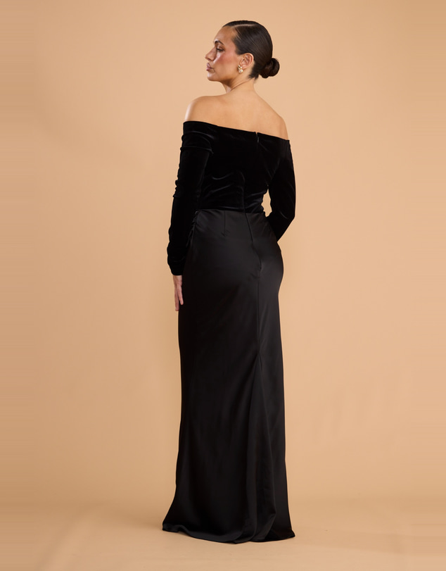 CATHERINE FERRARO - Elisabetta Gown